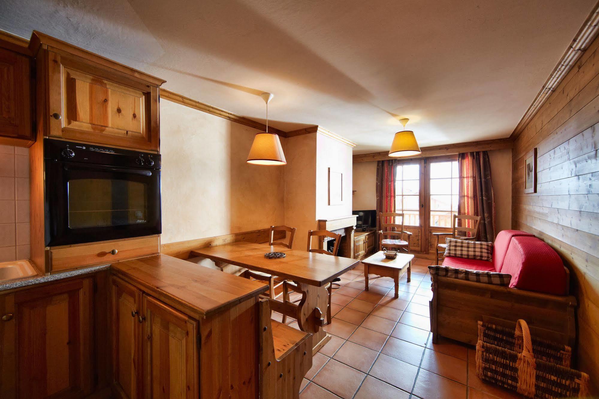Cgh Residences & Spas Les Chalets Du Soleil Authentiques Сен-Мартен-де-Бельвіль Екстер'єр фото